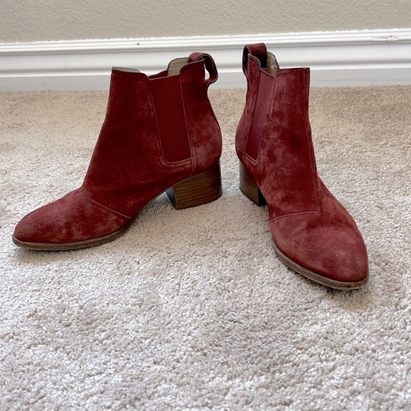 Rag & Bone Women's Walker Chelsea Suede Ankle Boots - Picture 1 of 8